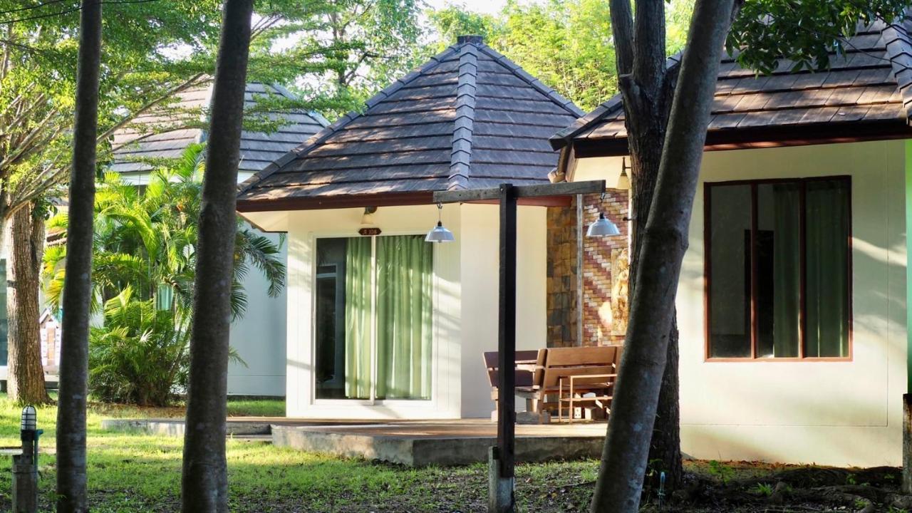 Avare Seaside House Krabi Ао-Нам-Мао Экстерьер фото